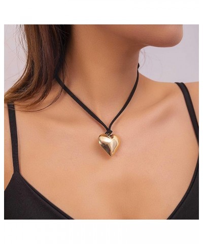 Boho Heart Velvet Choker Necklace Black Velvet Suede Necklace Choker Gothic Black Velvet Ribbon Necklace Chain Gold Love Hear...