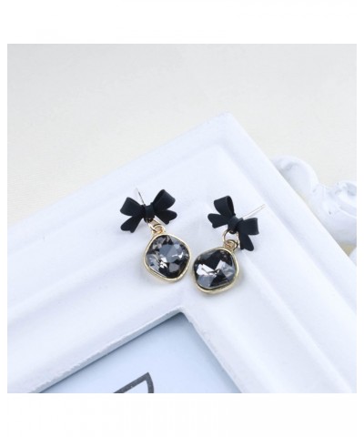 Boho Black Crystal Earrings Rhinestone Bow Stud Earring Square Gemstone Drop Earrings Vintage Black Dangle Bow Earrings Jewel...