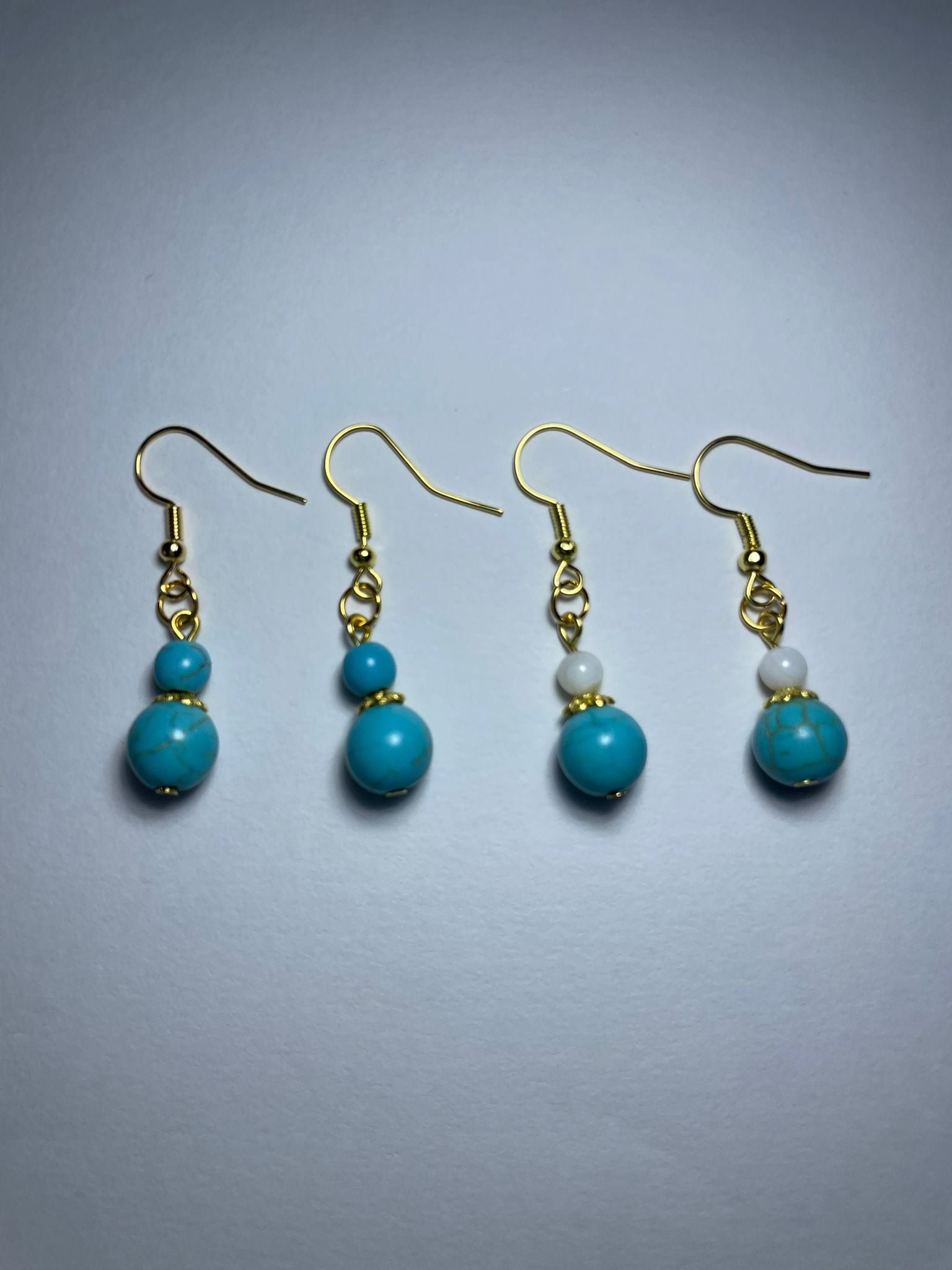 Elegant Natural Turquoise Drop Earrings(Blue+White)