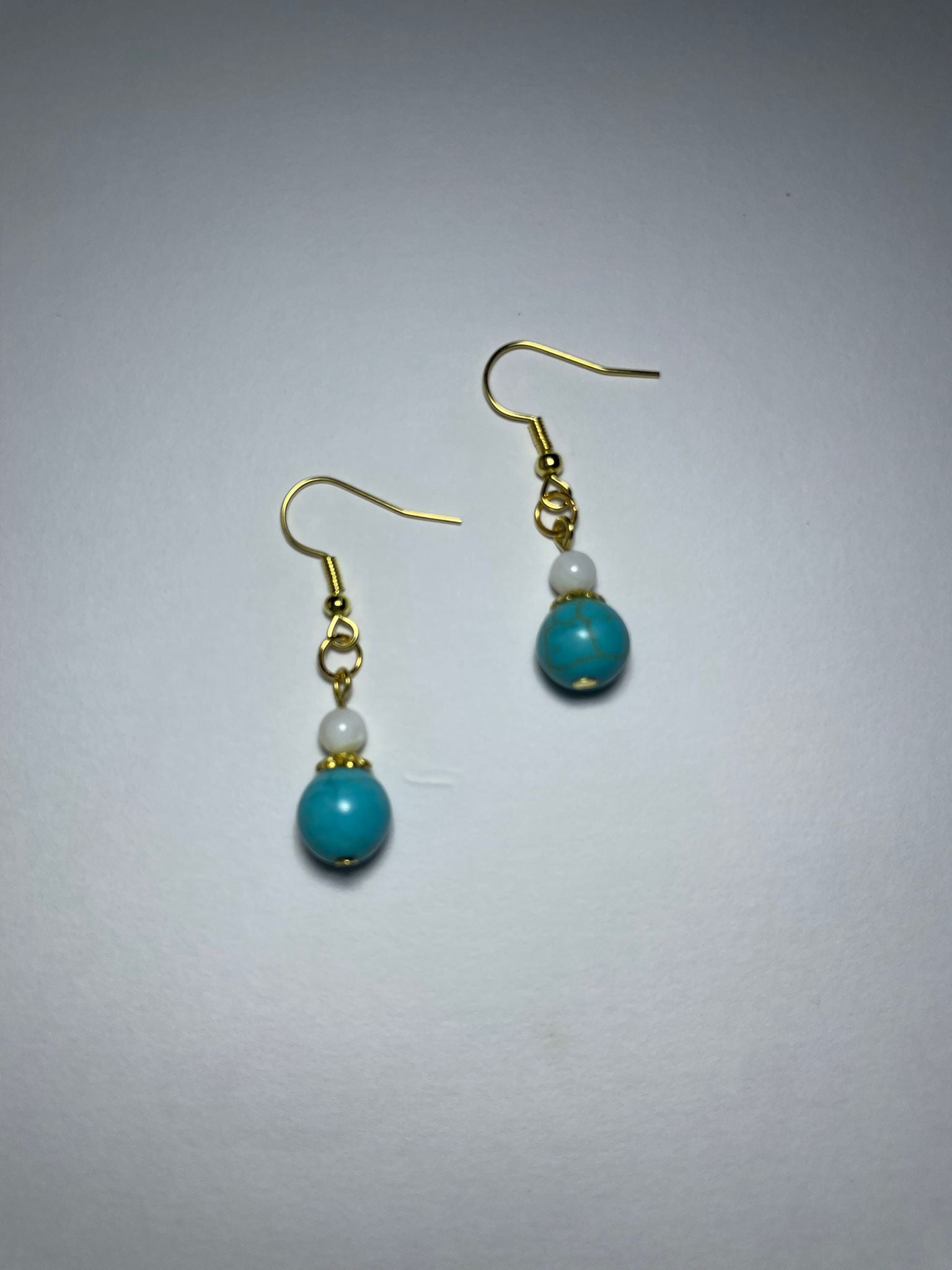 Elegant Natural Turquoise Drop Earrings(Blue+White)
