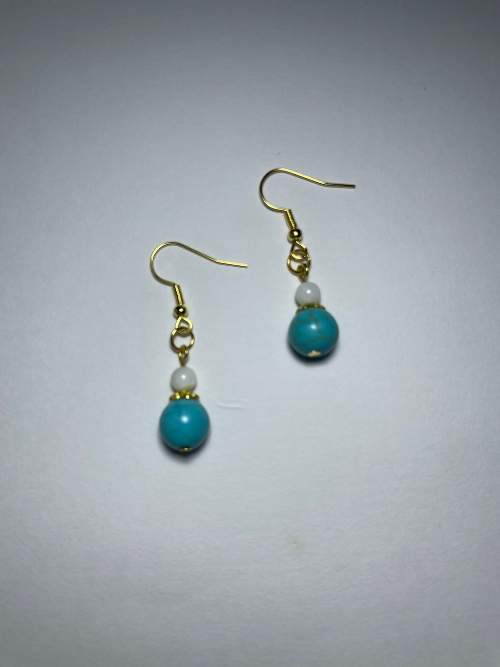 Elegant Natural Turquoise Drop Earrings(Blue+White)