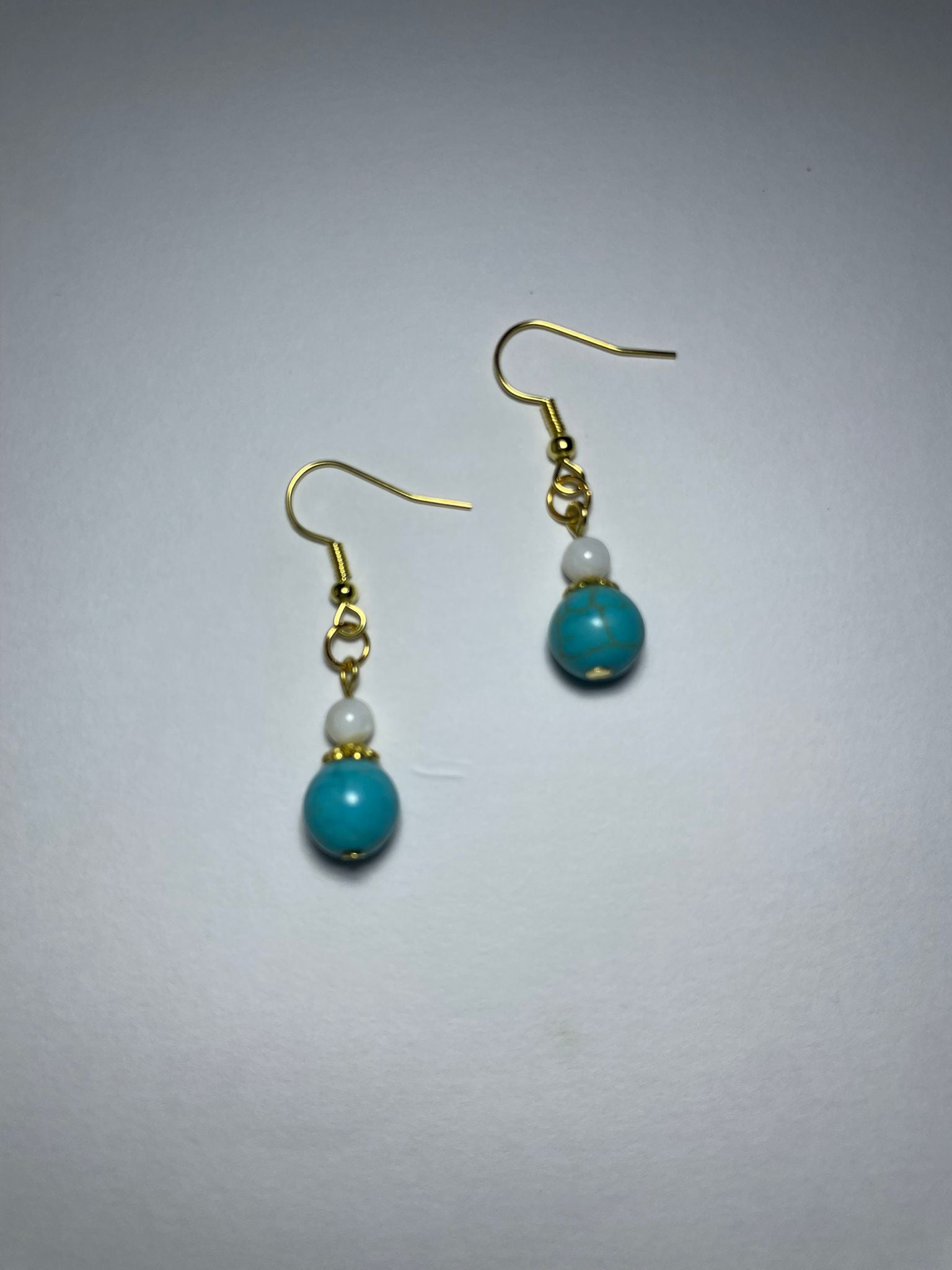 Elegant Natural Turquoise Drop Earrings(Blue+White)