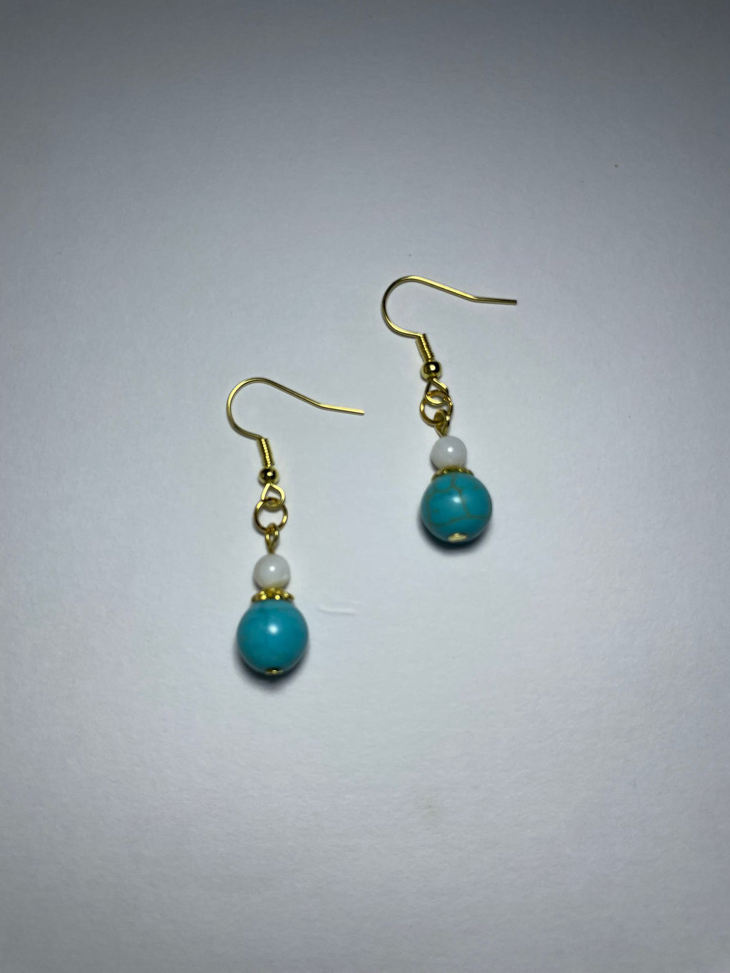 Elegant Natural Turquoise Drop Earrings(Blue+White)